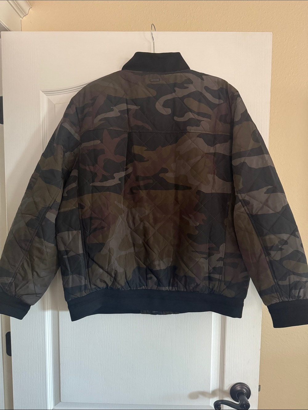 Calvin Klein Men's Camo Bomber Jacket - Olive Green & Black - Picture 7 of 7